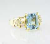 18 Kt Yellow Gold Blue Topaz & Diamond Ladies' Ring