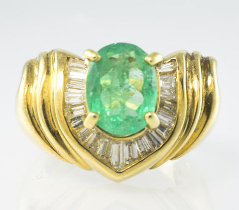 18 Kt Yellow Gold Emerald & Diamond Ladies' Ring