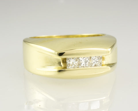 18 Kt Solid Yellow Solid Gold Diamond Wedding Band