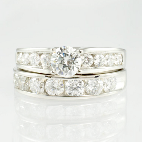 18 Kt White Gold Diamond Ring Set